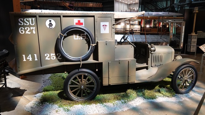 Ford Model T Ambulance (1)