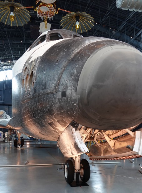 Space Shuttle Discovery  32