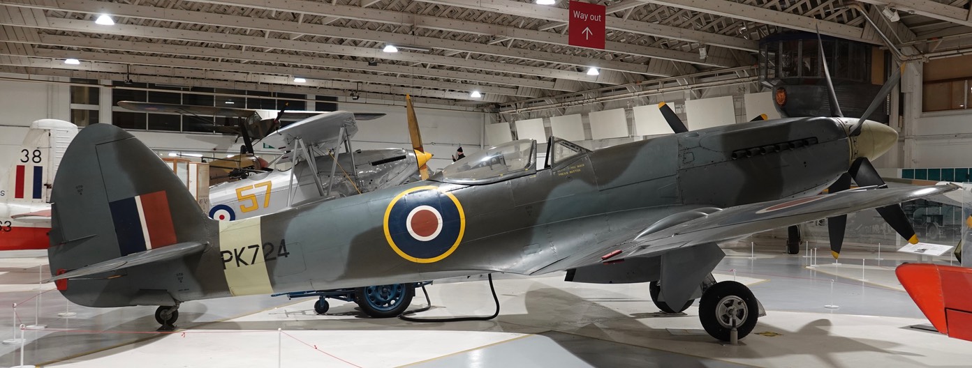   Supermarine Spitfire F24d