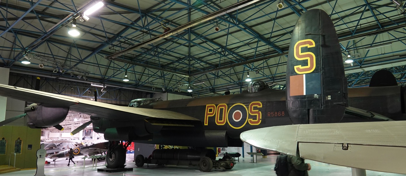 Avro Lancaster 1l