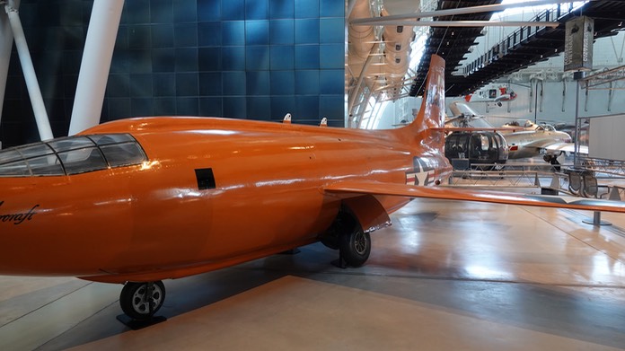 Bell X-1 Glamorous Glennis (4)