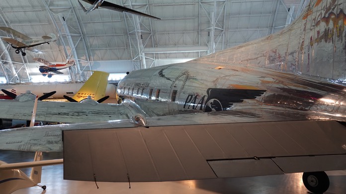 Boeing 307 Stratoliner - Clipper Flying Cloud  f