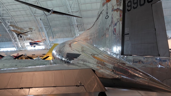 Boeing 307 Stratoliner - Clipper Flying Cloud  g