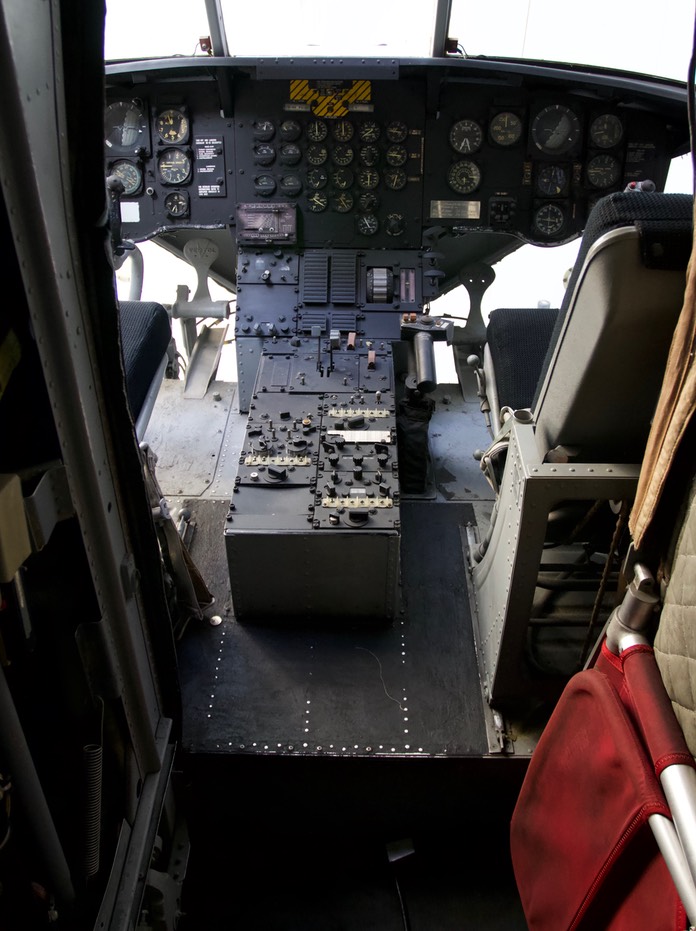 Boeing Vertol CH-47. 3