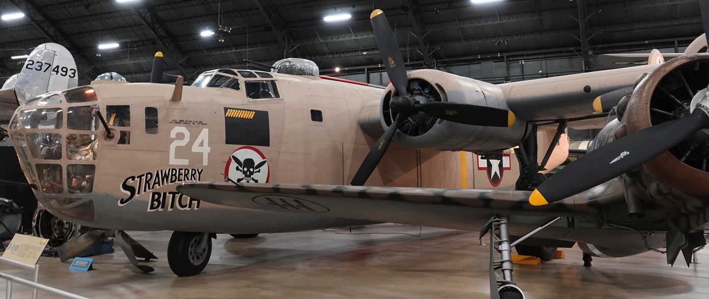 Consolidated B-24D Liberator (5)