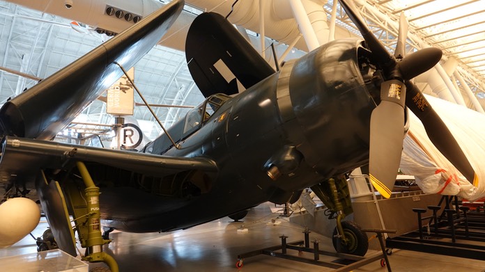 Curtiss SB2C-5 Helldiver 1