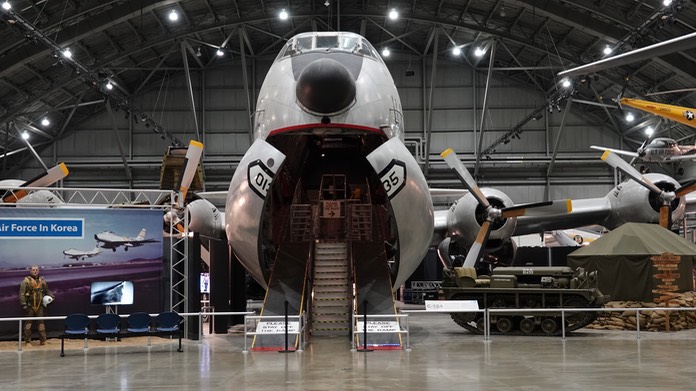 Douglas C-124 Globemaster II (6)