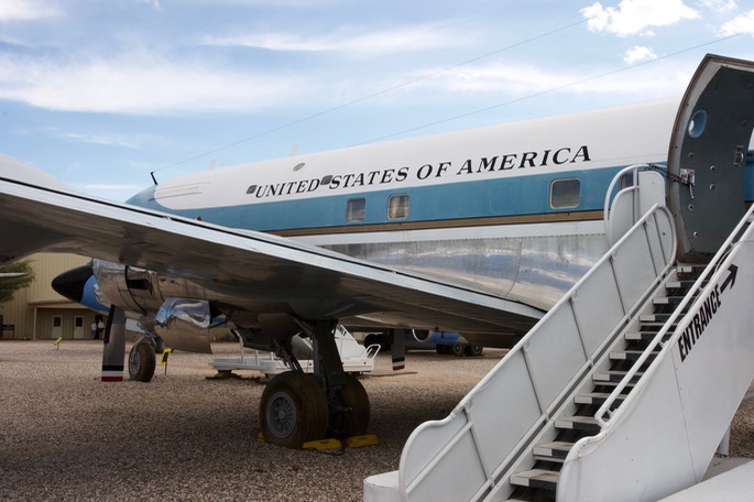 Douglas VC-118A Liftmaster3