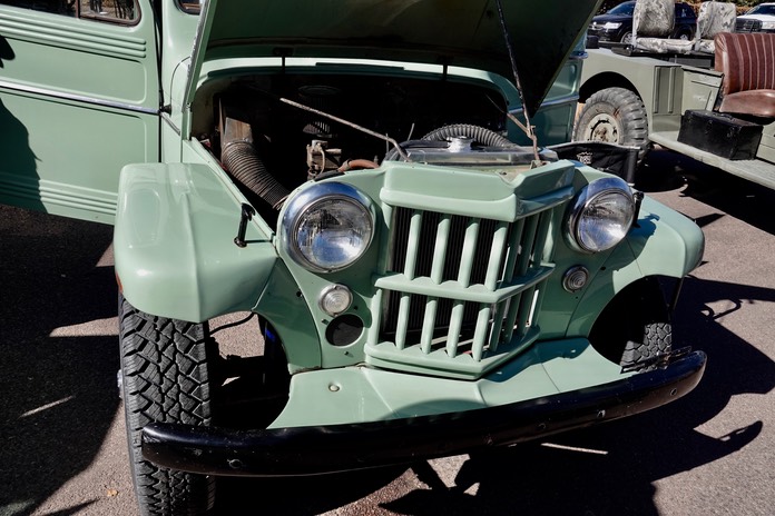 1957 Kaiser Willys - Overland2