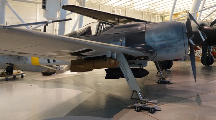 Focke-Wulf Fw 190 F 8-R1  23