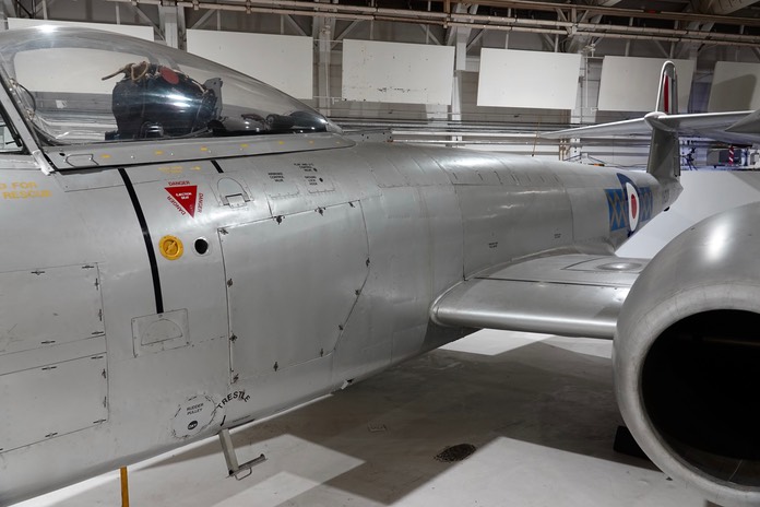 Gloster Meteor F8