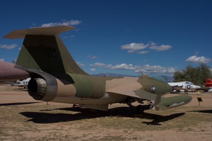 lockheed-f-104-starfighter2_med