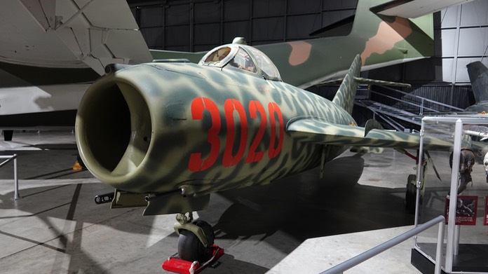 Mikoyan-Gurevich MiG-17F