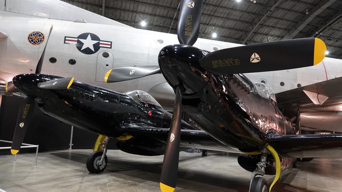 North American F-82G Twin Mustang (2)