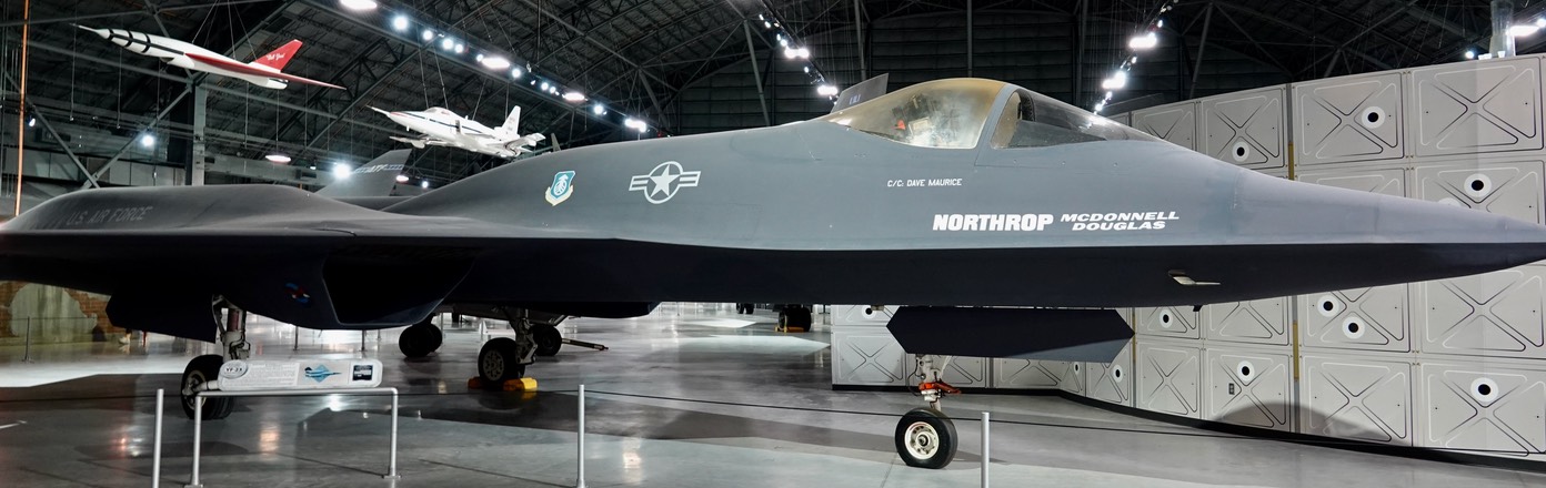 Northrop-McDonnell Douglas YF-23A Black Widow II (2)