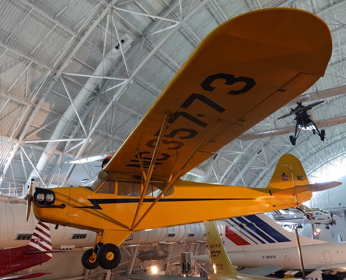 Piper J-3 Cub 13