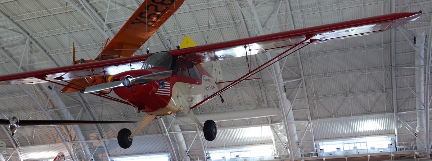 Piper PA-12 Super Cruiser - City of Washington. a