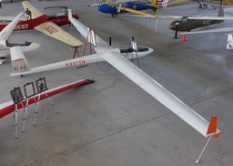 Schreder HP-18 U. S. Southwest Soaring Museum, Moriarty, NM 3