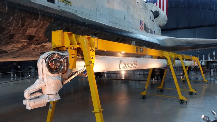 Space Shuttle Discovery - Canadian Arm