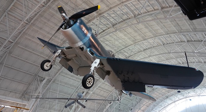 Vought F4U-1D Corsair (1)